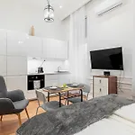 Classical Mini Studio With A Modern Touch!